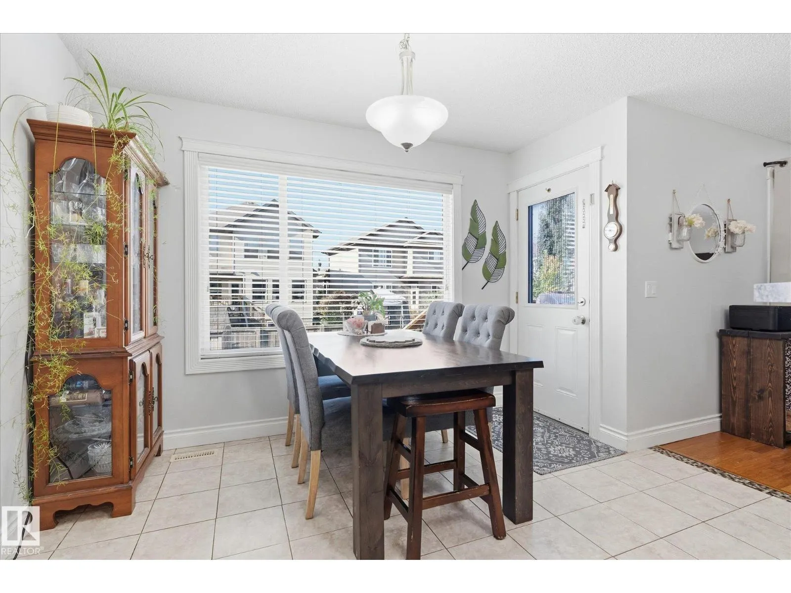 70 GREENFIELD WY