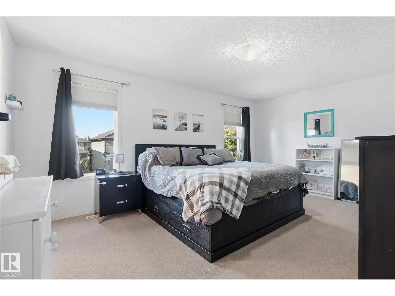 70 GREENFIELD WY