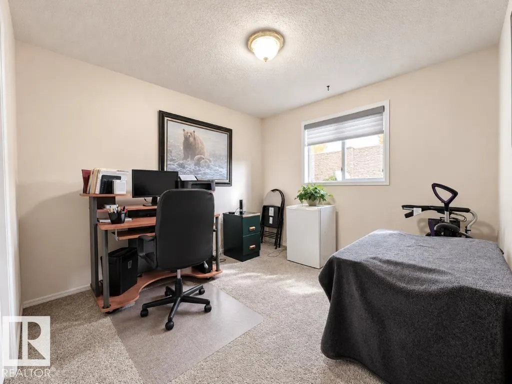 #25 20 DEERBOURNE DR