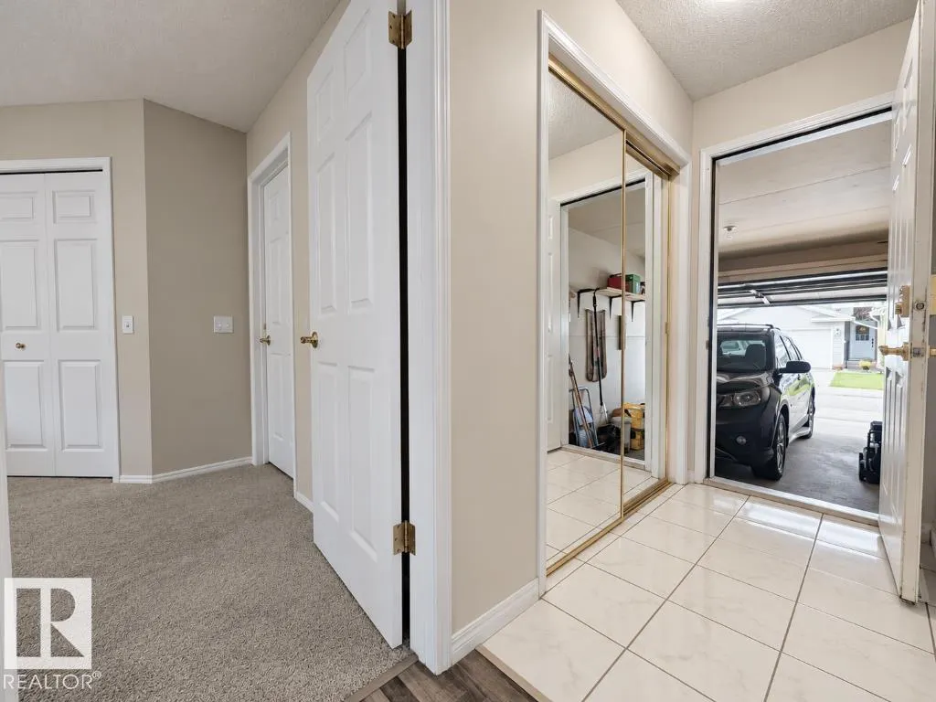 #25 20 DEERBOURNE DR