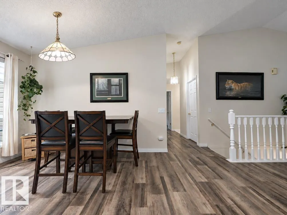 #25 20 DEERBOURNE DR