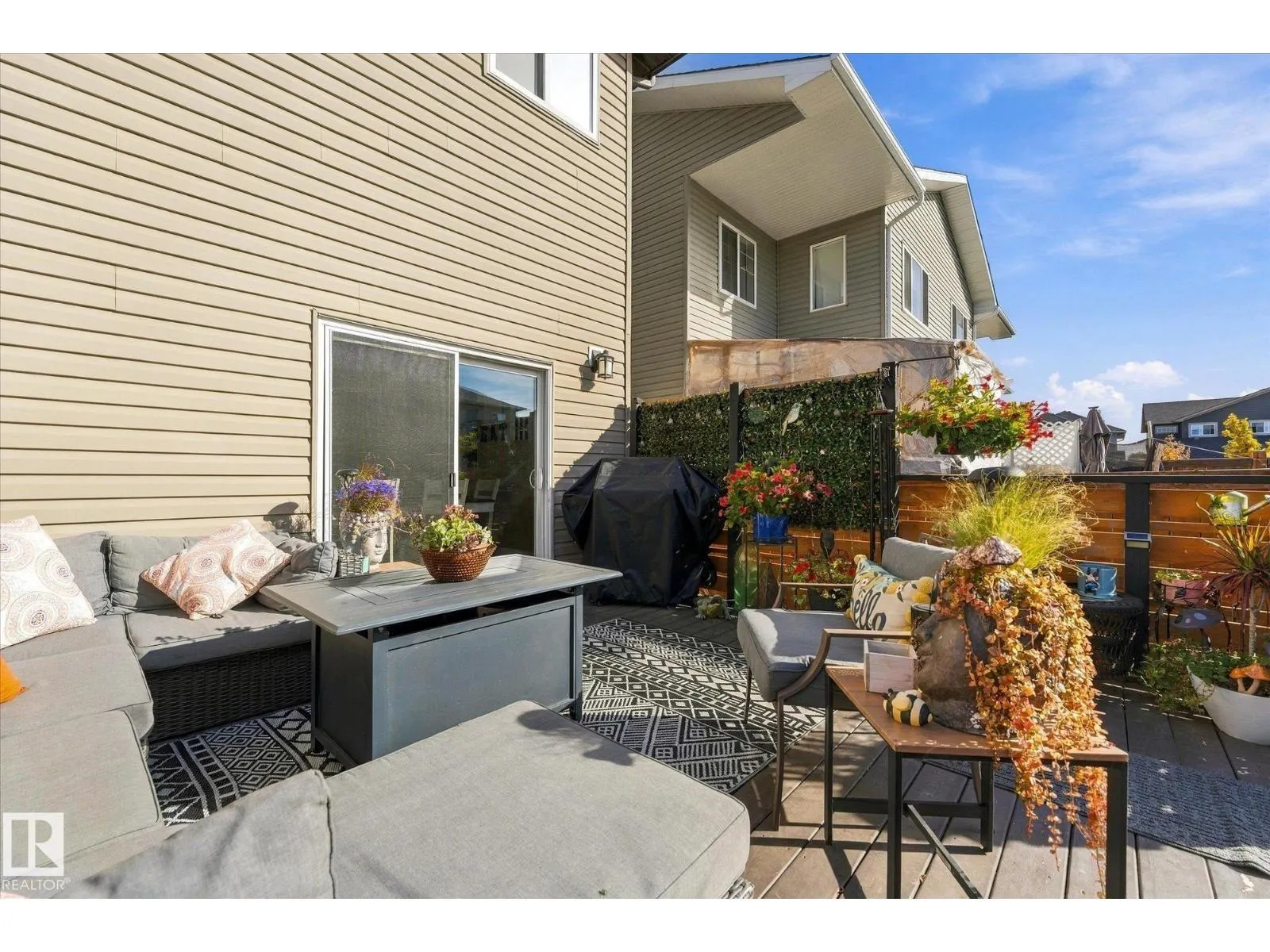 53 RIDGEVIEW CL