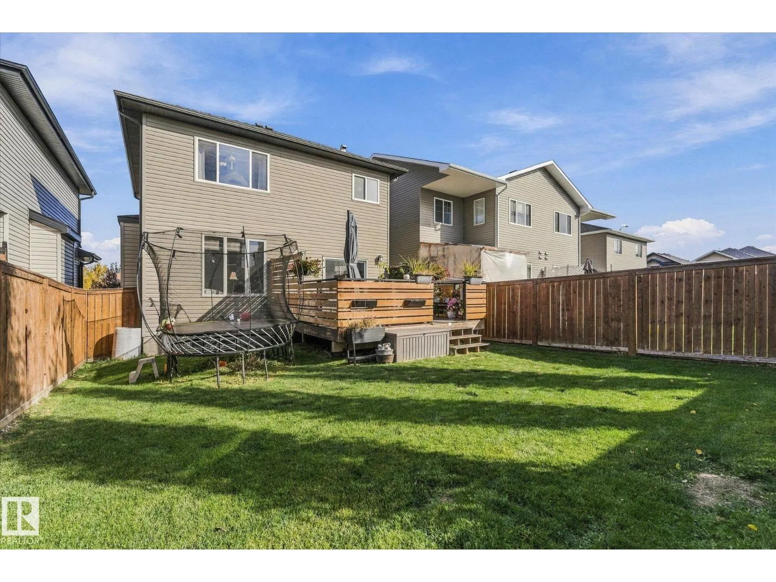 53 RIDGEVIEW CL