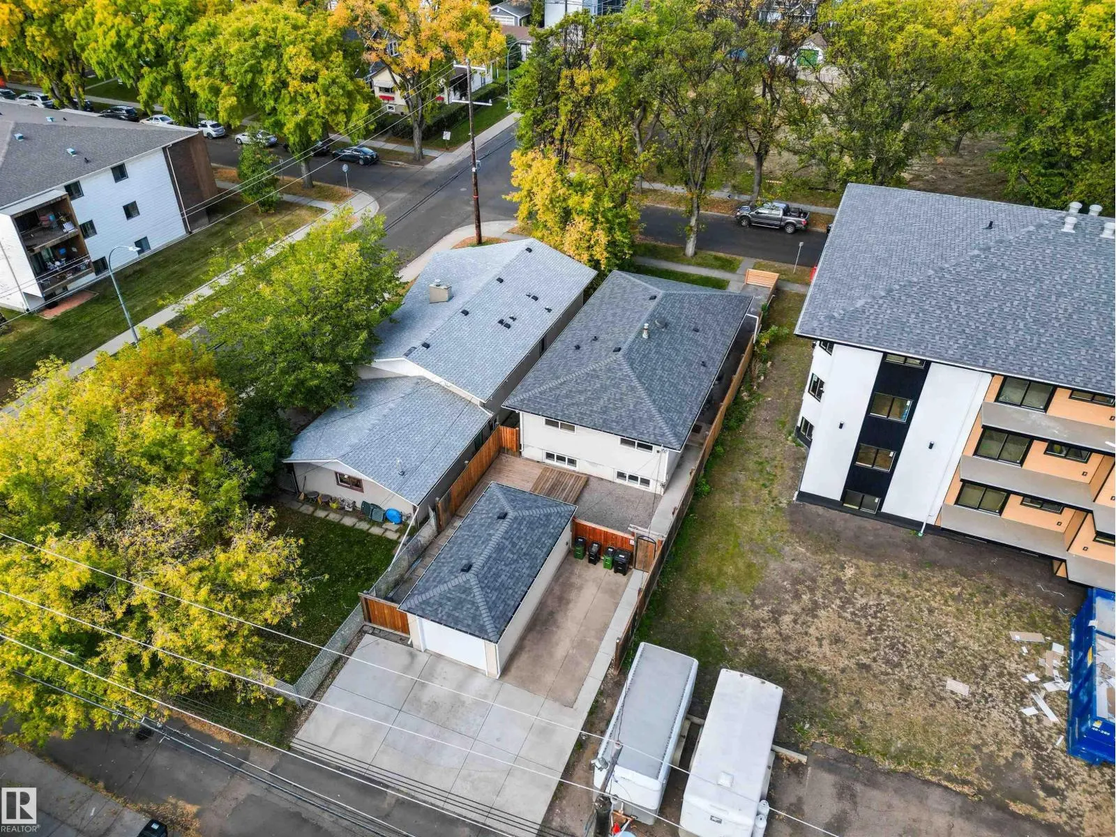 10753 79 AV NW