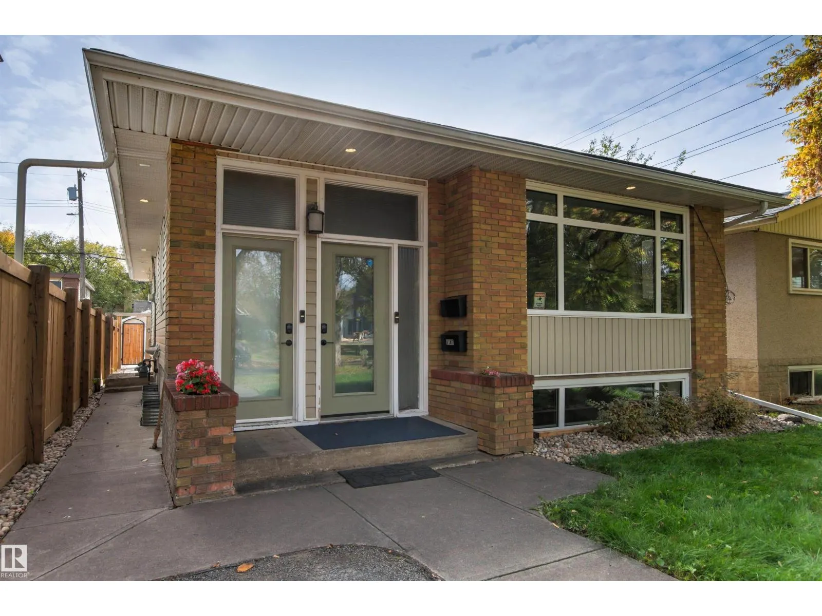 10753 79 AV NW