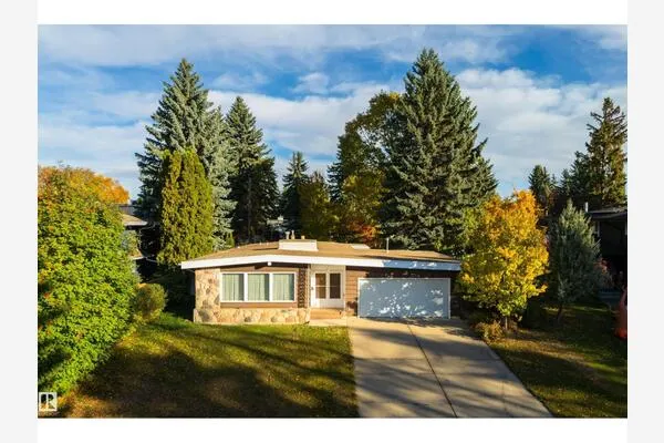 24 VALLEYVIEW CR NW