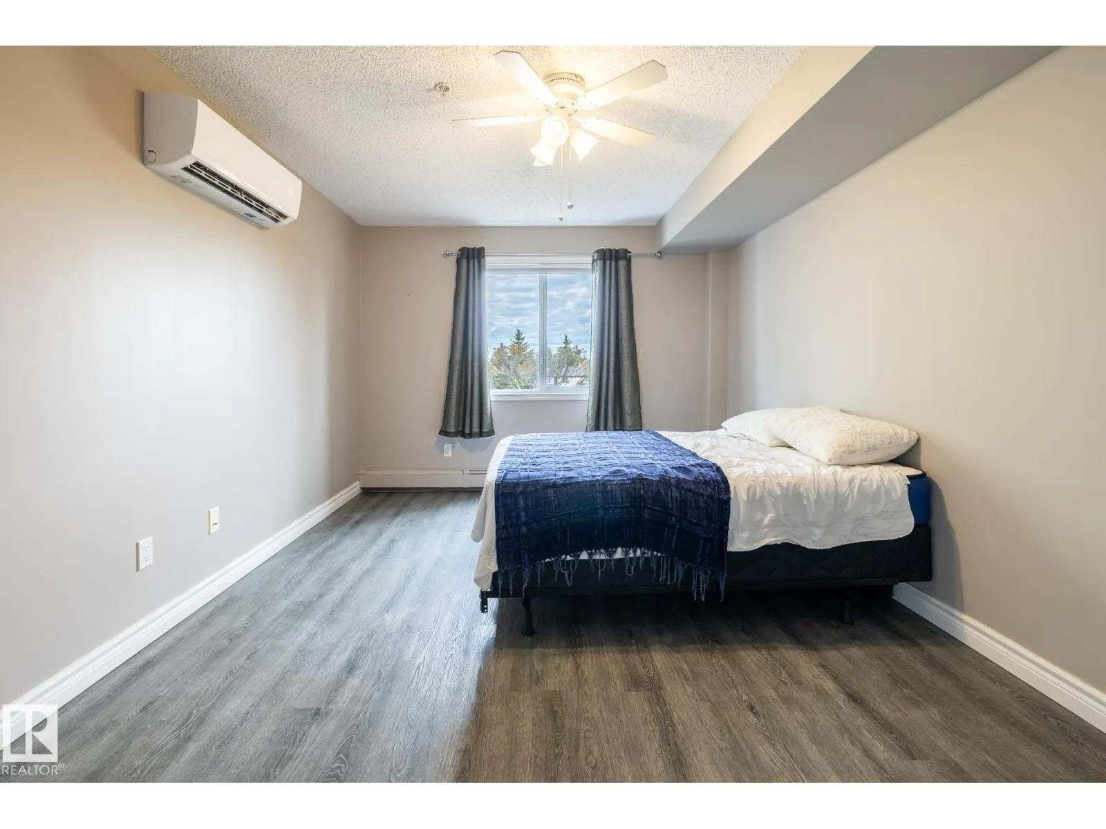 #310 13635 34 ST NW