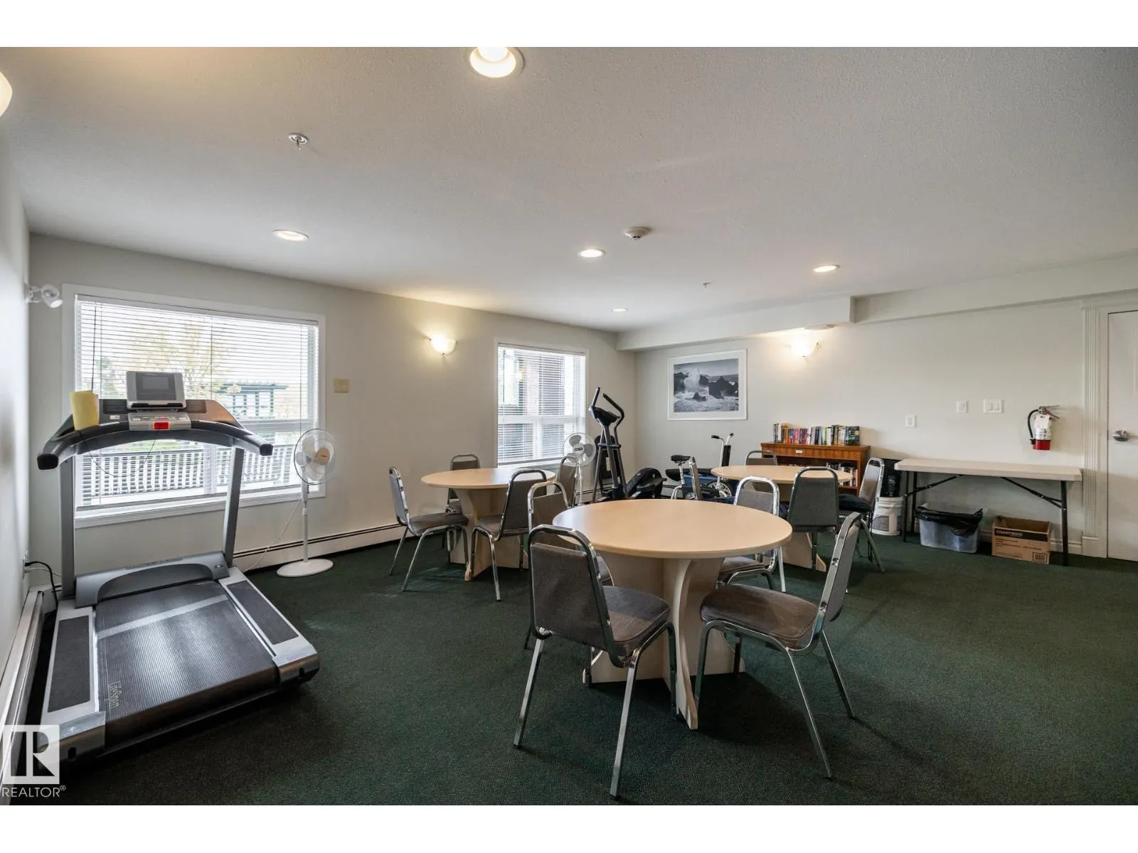 #310 13635 34 ST NW