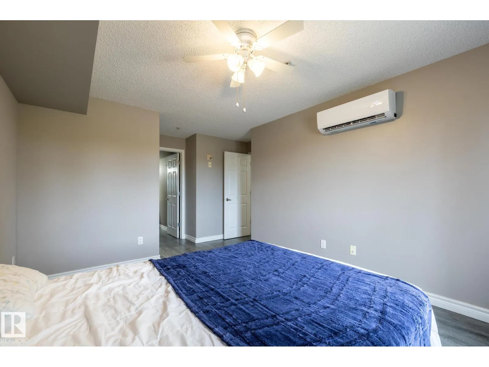 #310 13635 34 ST NW