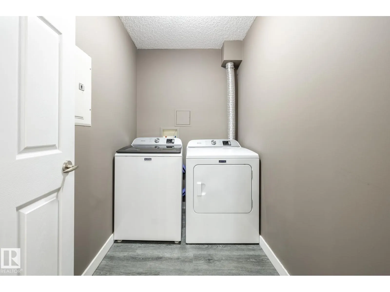 #310 13635 34 ST NW
