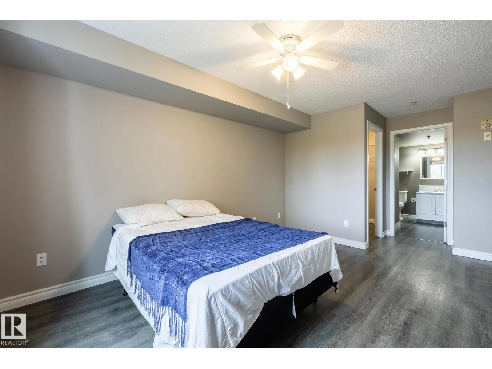 #310 13635 34 ST NW