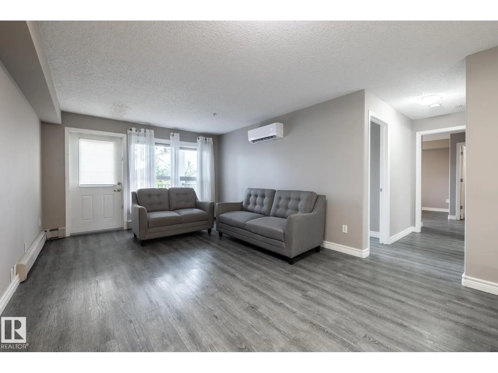 #310 13635 34 ST NW