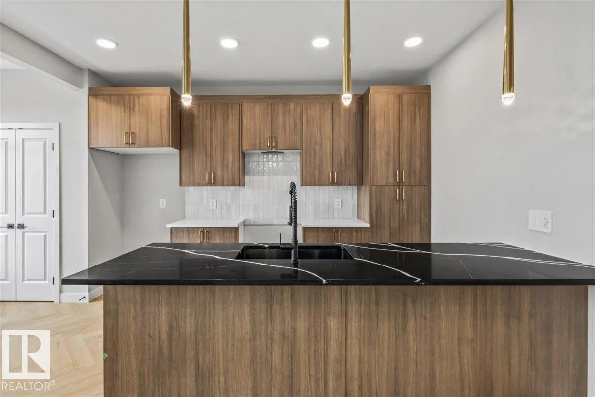 54 Cessy ST SE
