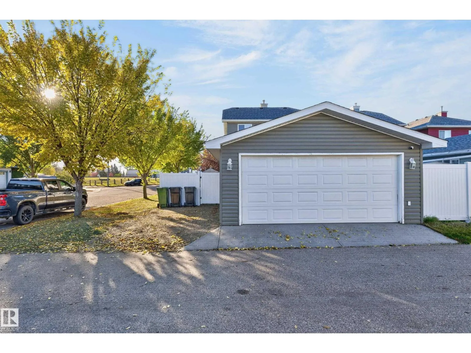 84 WESTWOOD LN