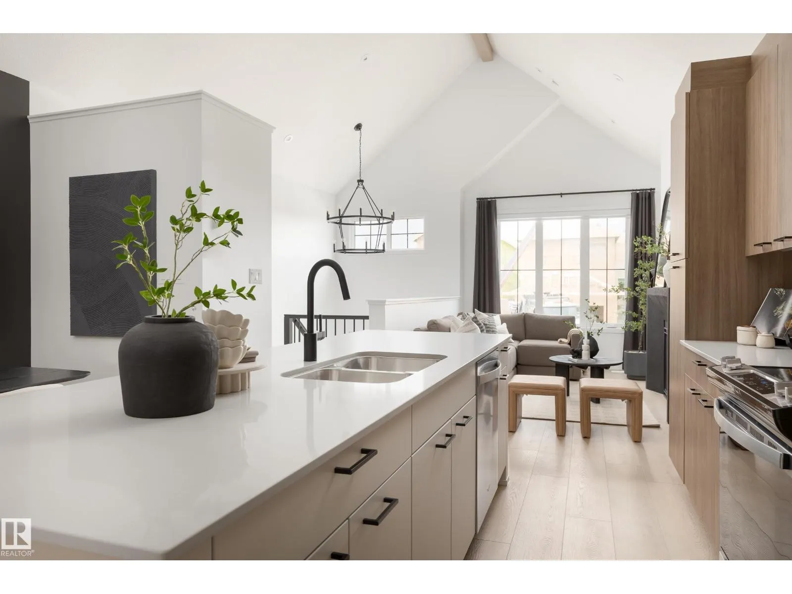 592 Ashgrove CI