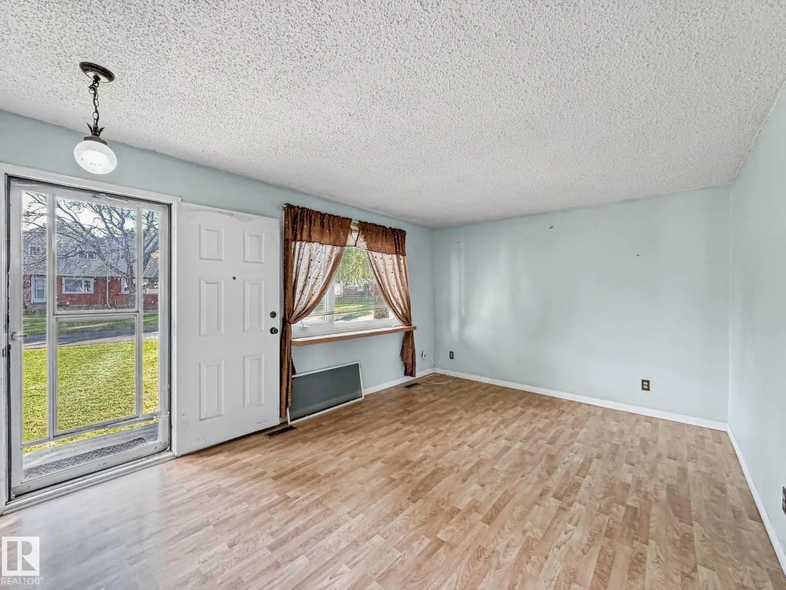 144 HABITAT CR NW
