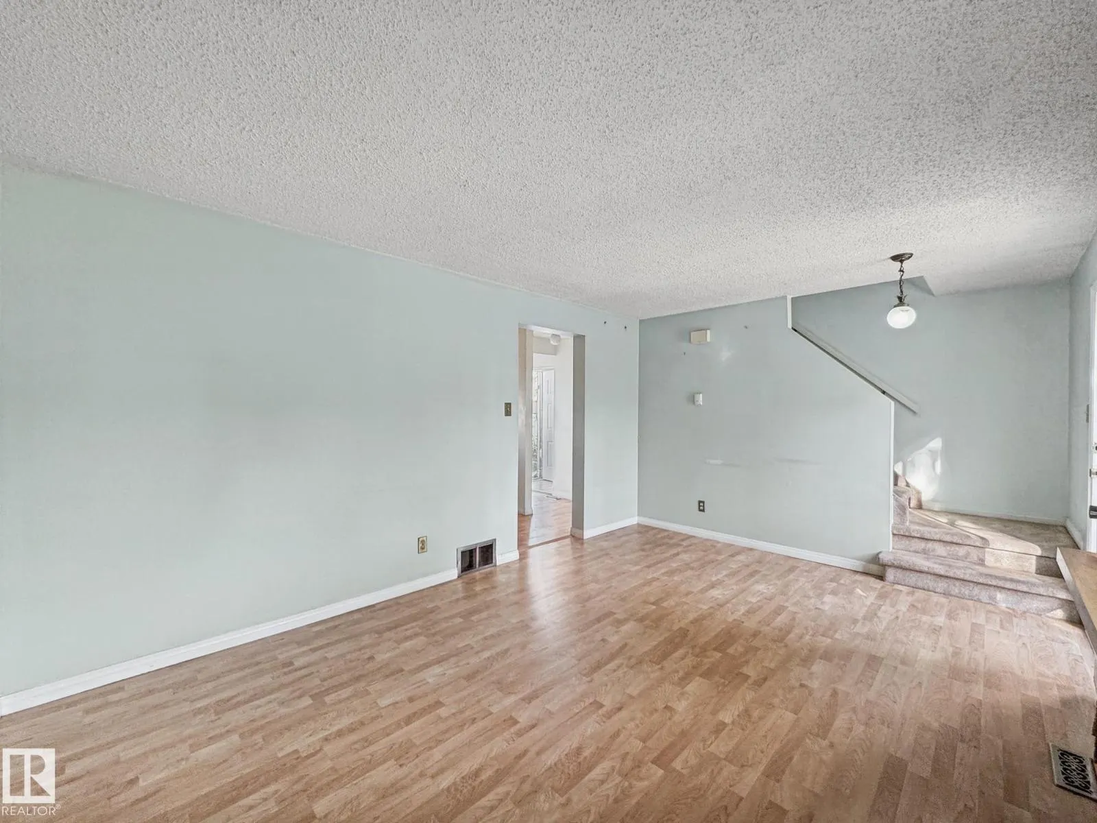 144 HABITAT CR NW