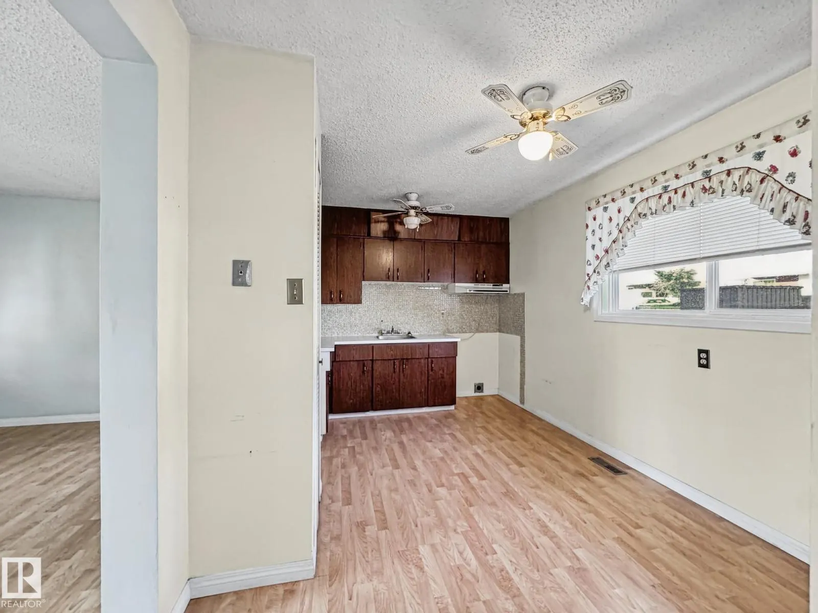 144 HABITAT CR NW