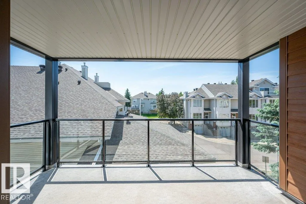 #305 7839 96 ST NW