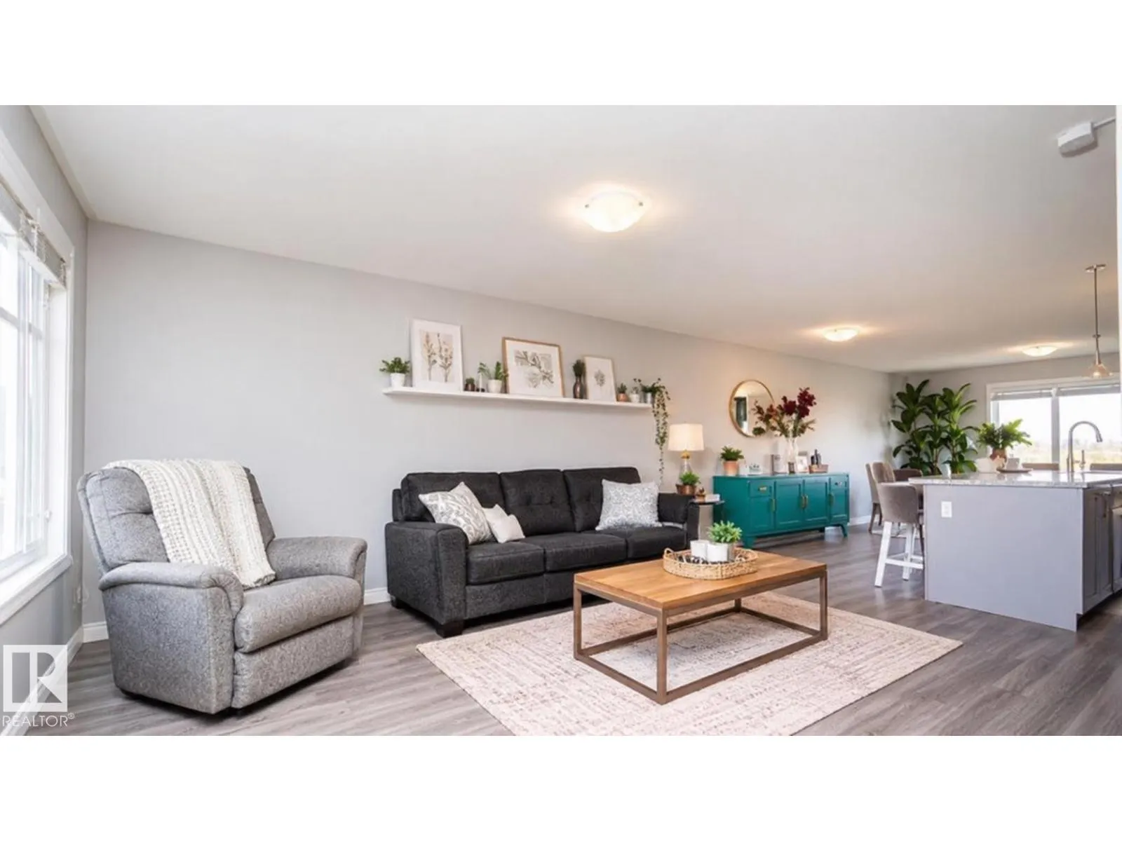3040 CHECKNITA WY SW