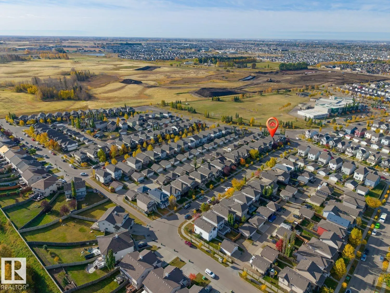 1175 36 AV NW