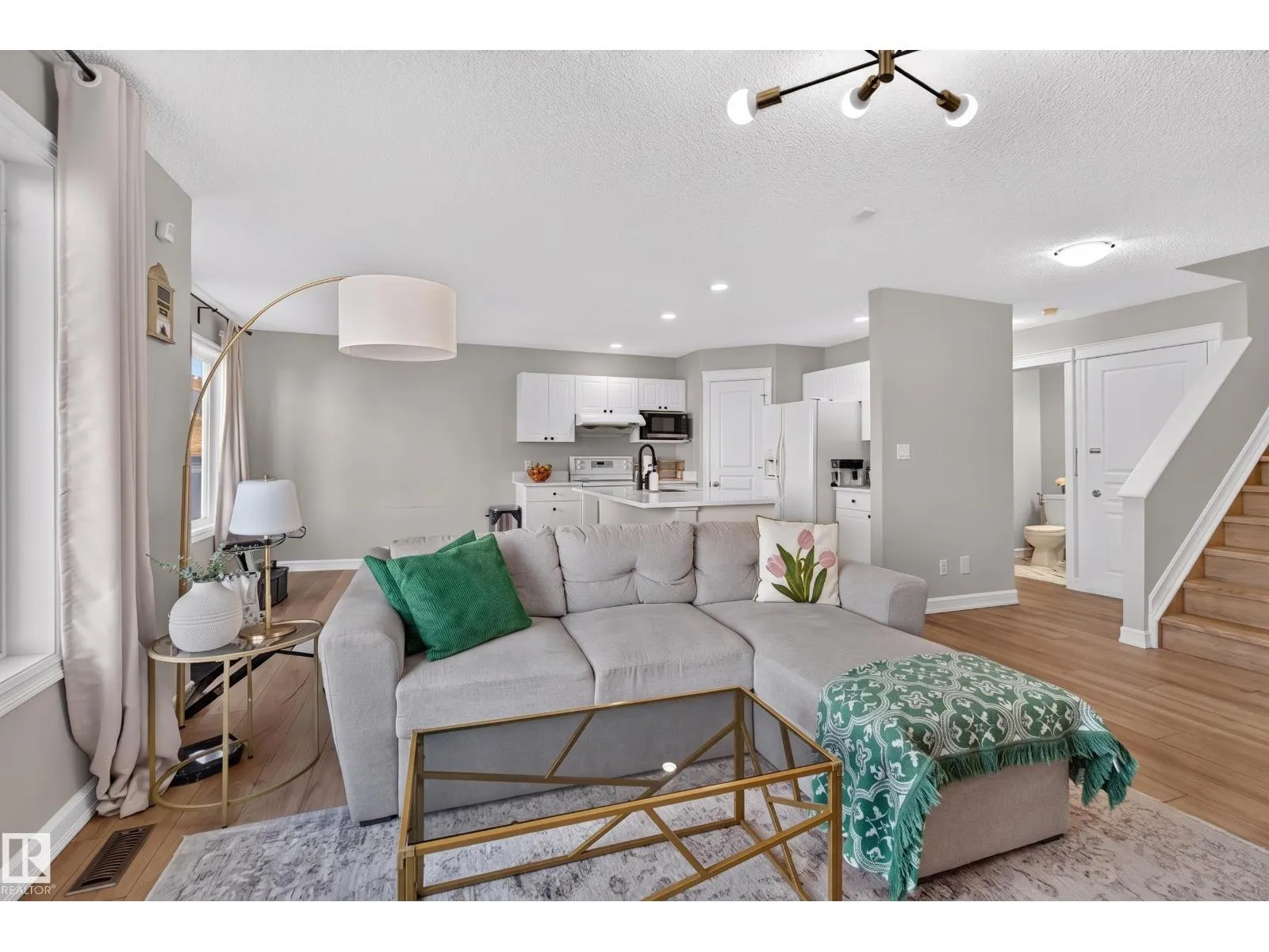 1304 BARNES CL SW