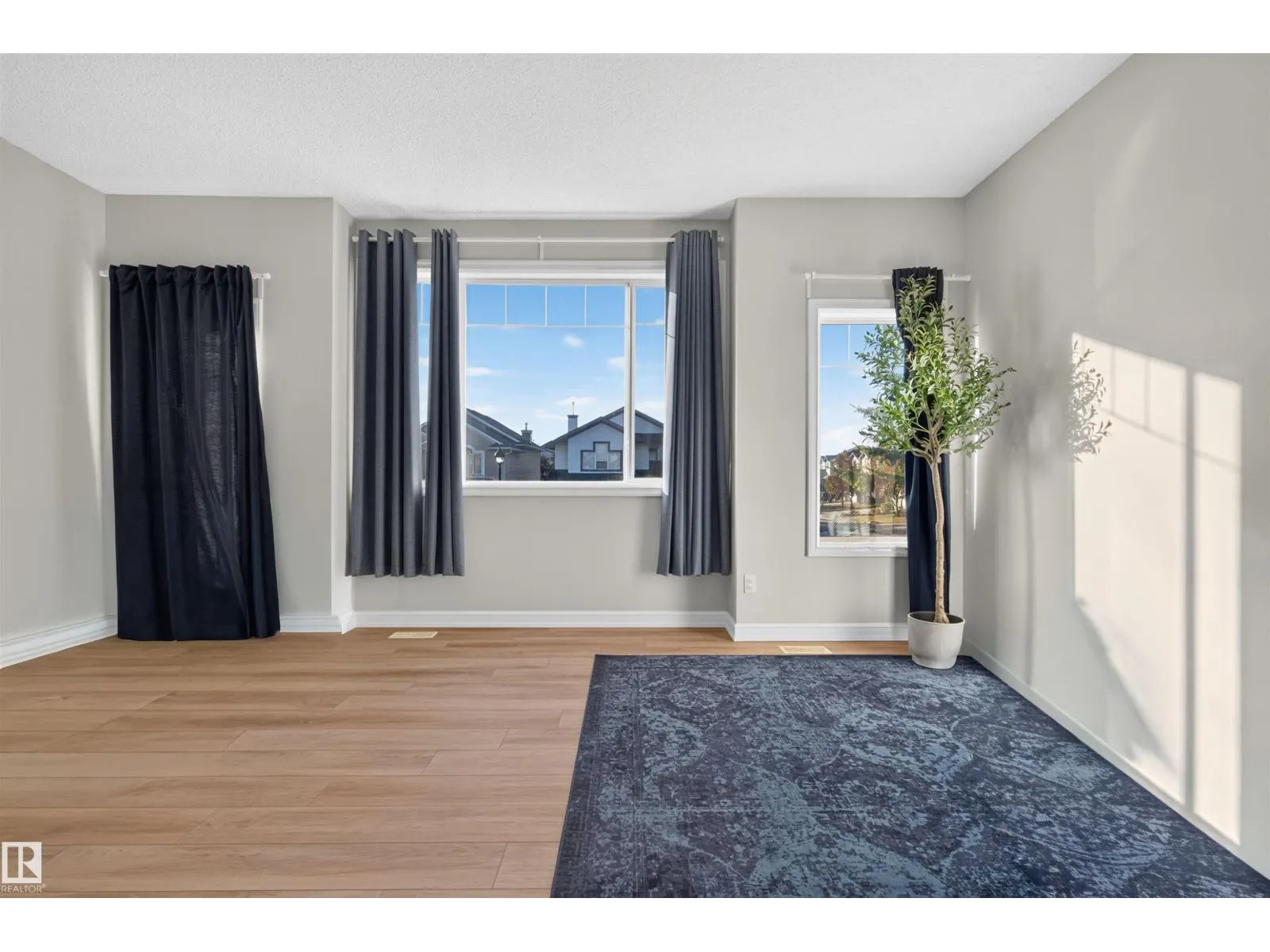 1304 BARNES CL SW