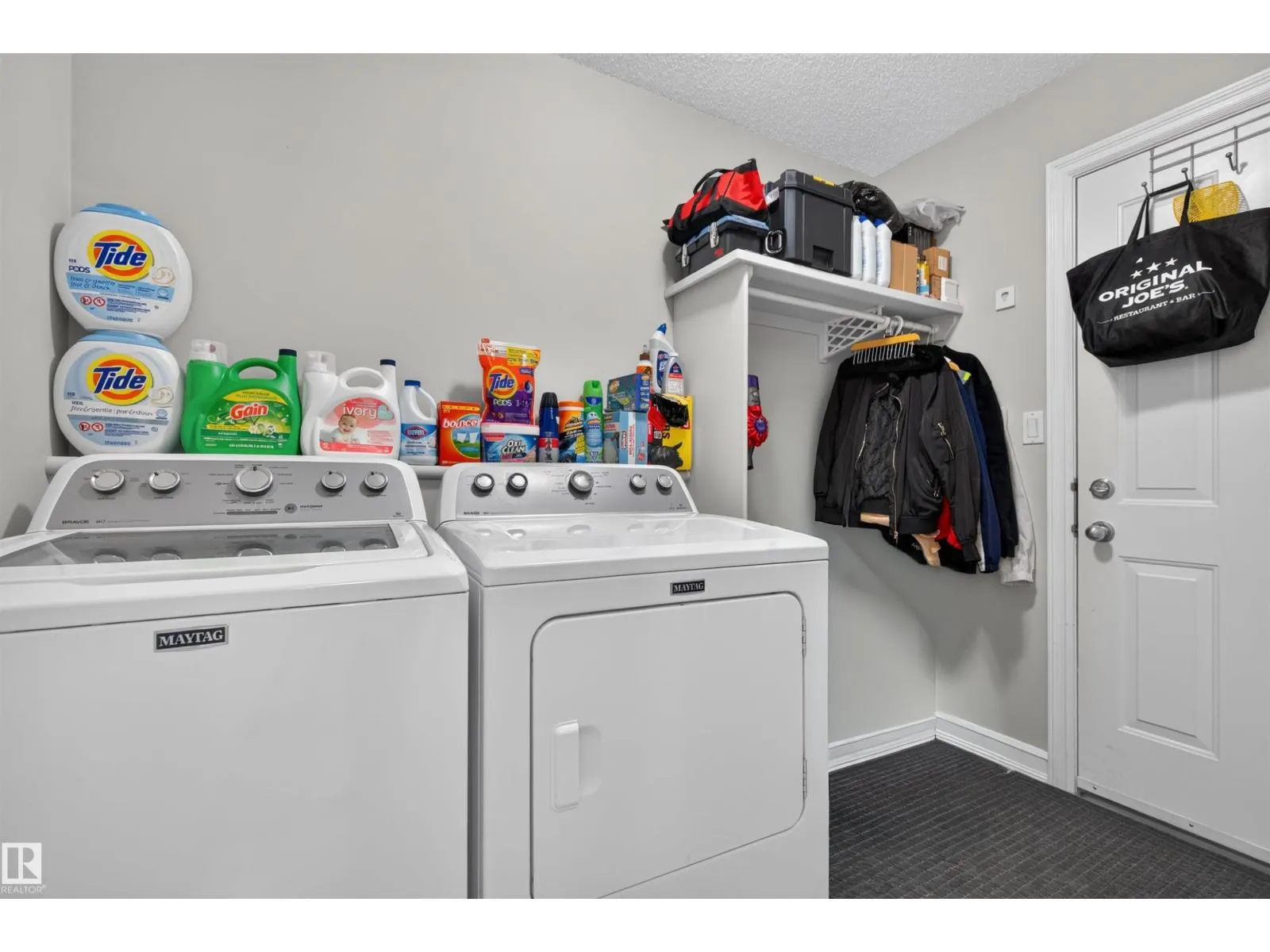 1304 BARNES CL SW