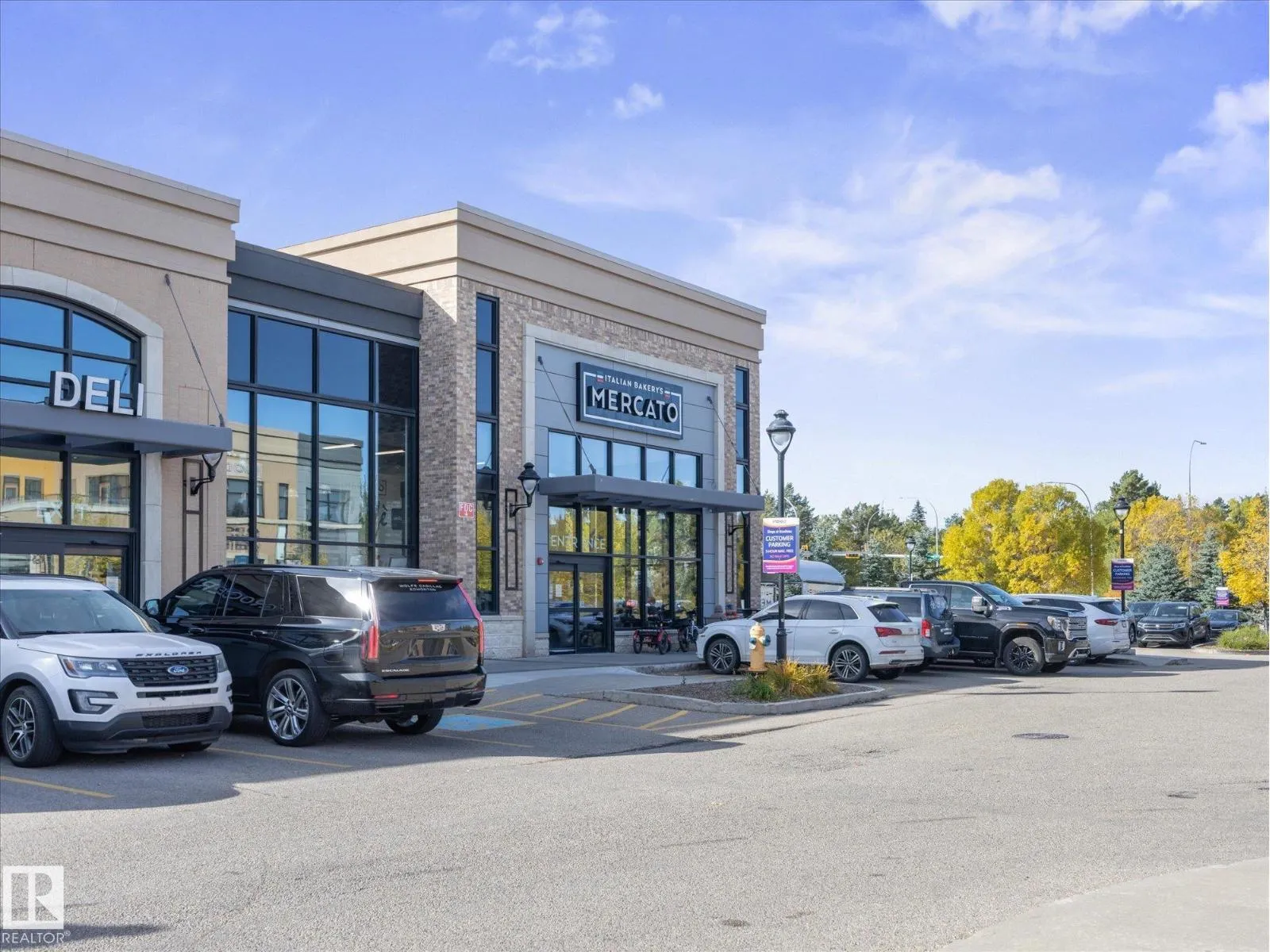 #416 200 BELLEROSE DR