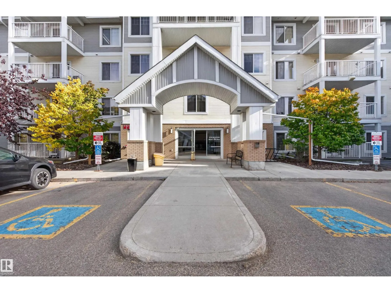 #116 2204 44 AV NW