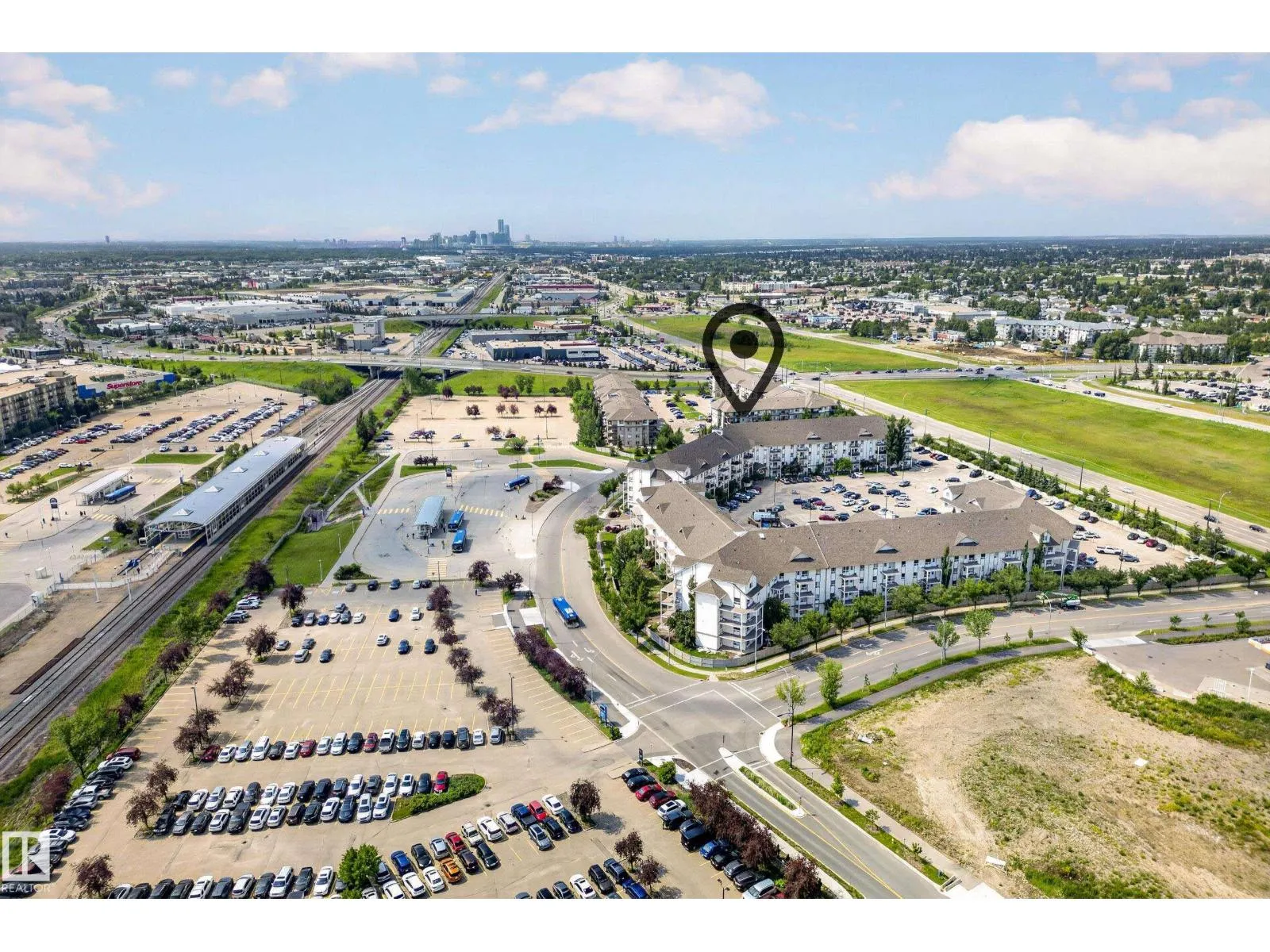 #2212 320 CLAREVIEW STATION DR NW