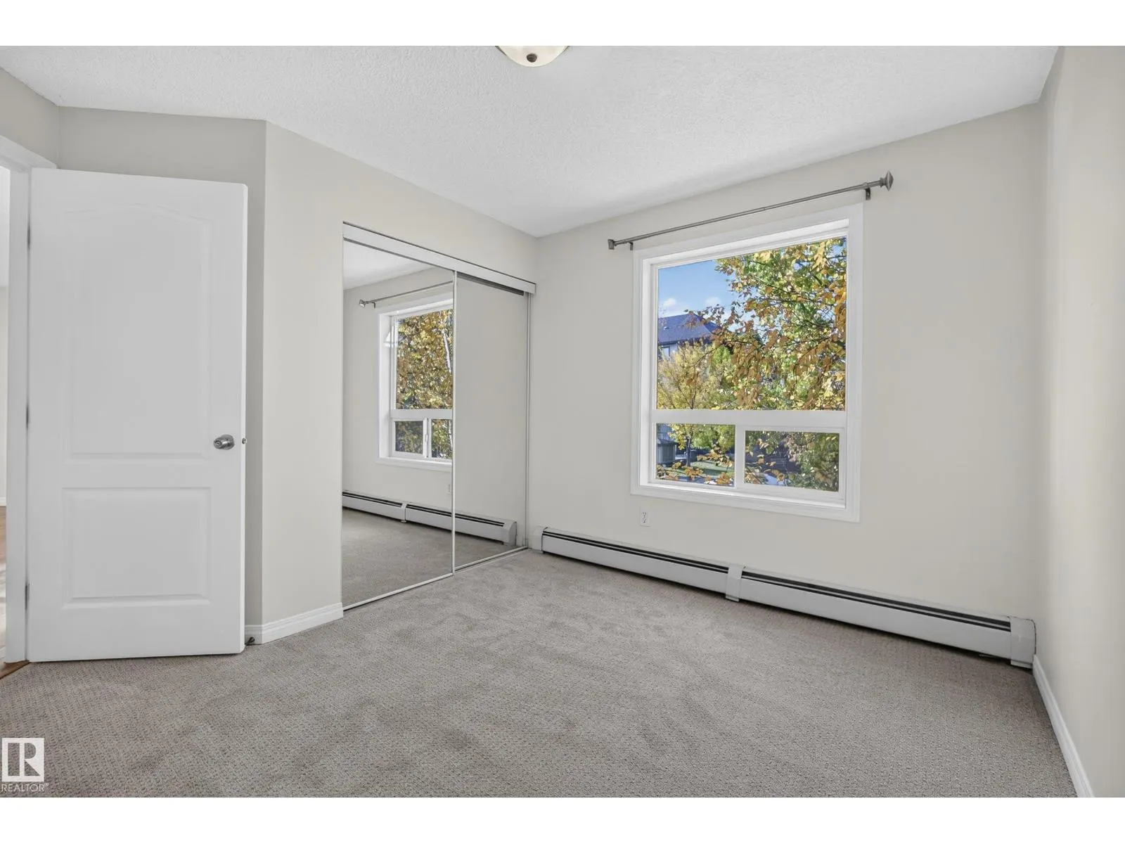 #2212 320 CLAREVIEW STATION DR NW
