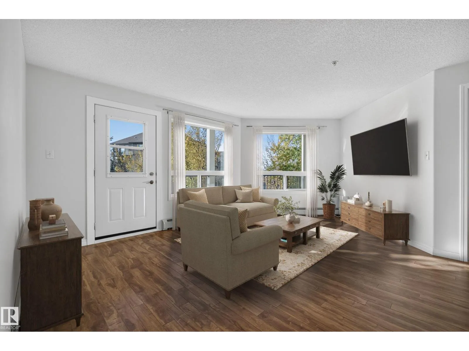 #2212 320 CLAREVIEW STATION DR NW