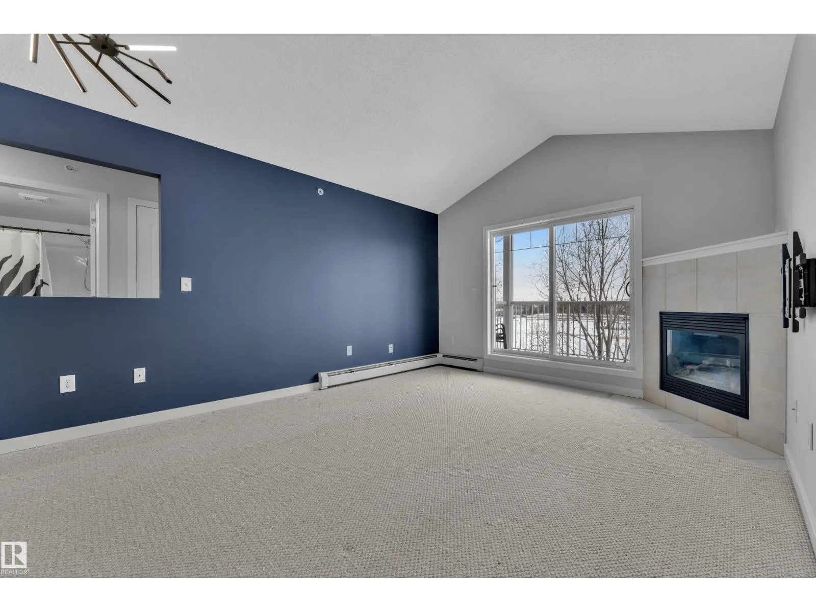 #306 905 BLACKLOCK WY SW