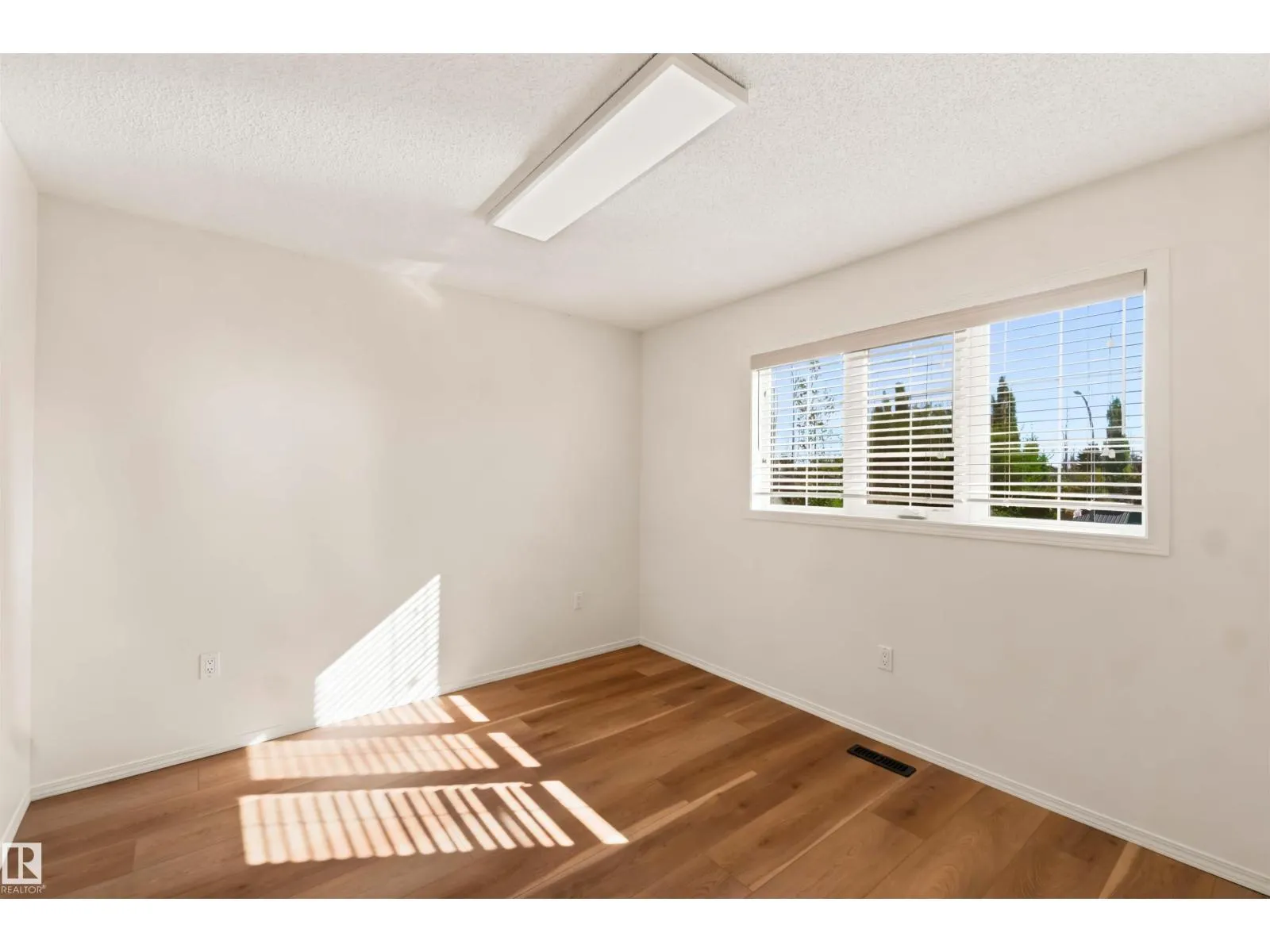 34 NORRIS CR