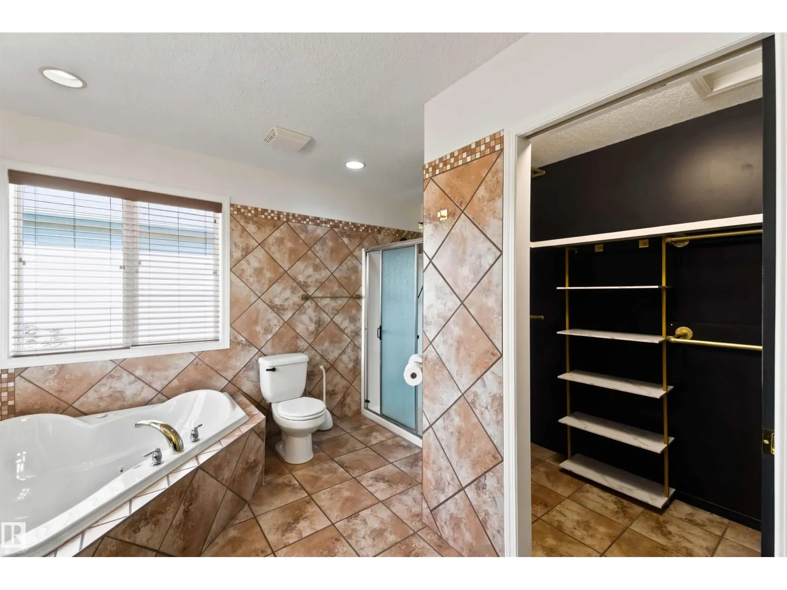 34 NORRIS CR