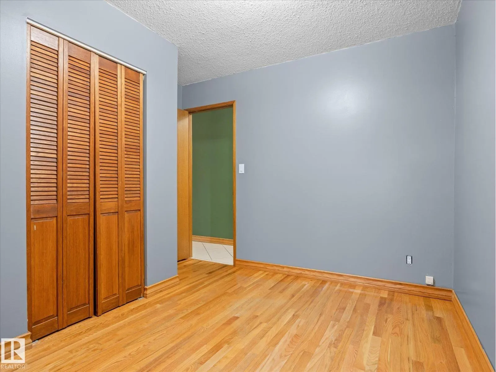 13844 30 ST NW