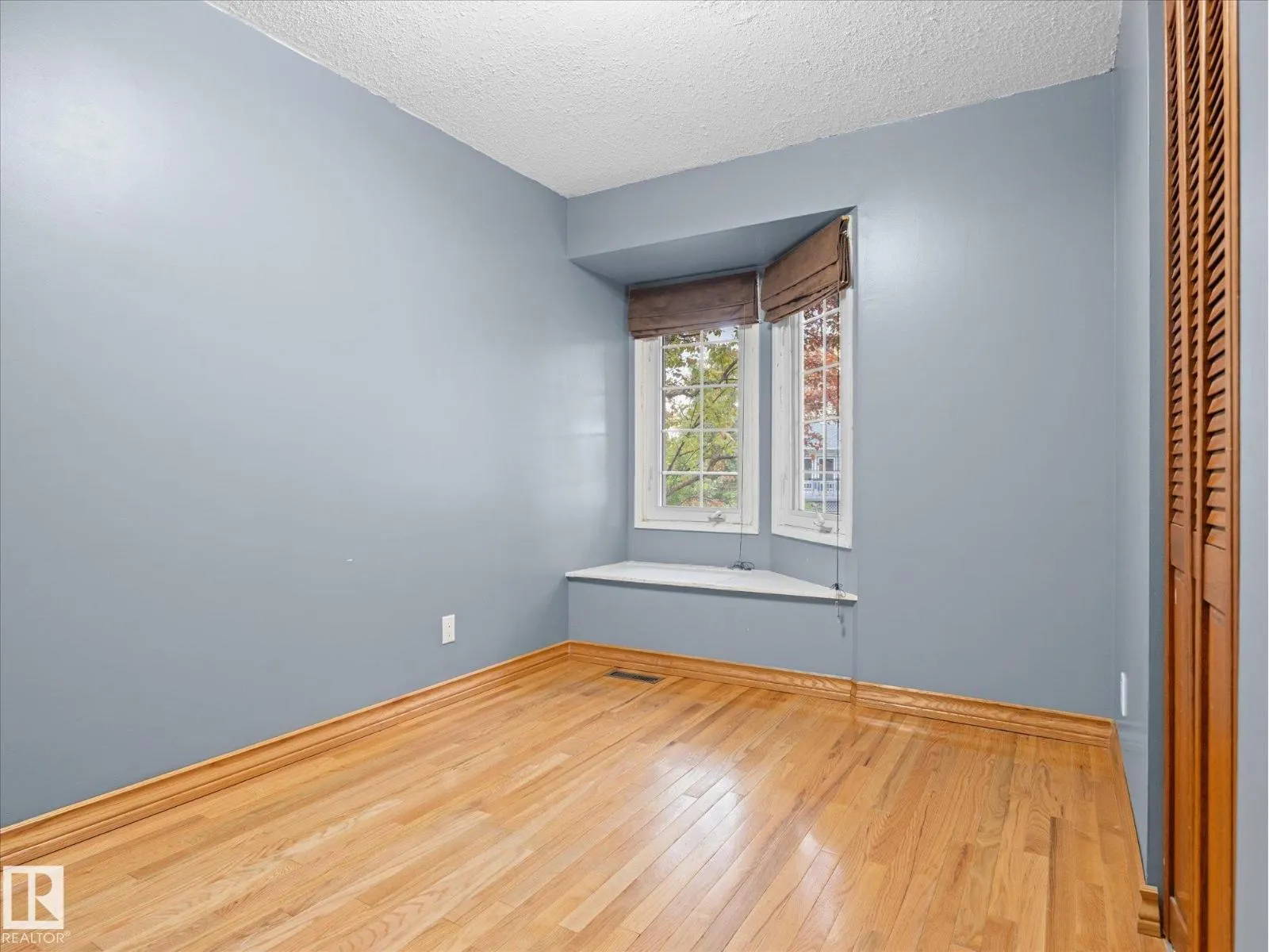 13844 30 ST NW