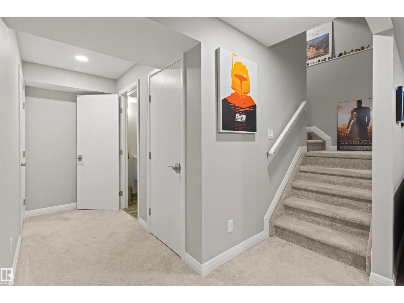 6124 175 AV NW