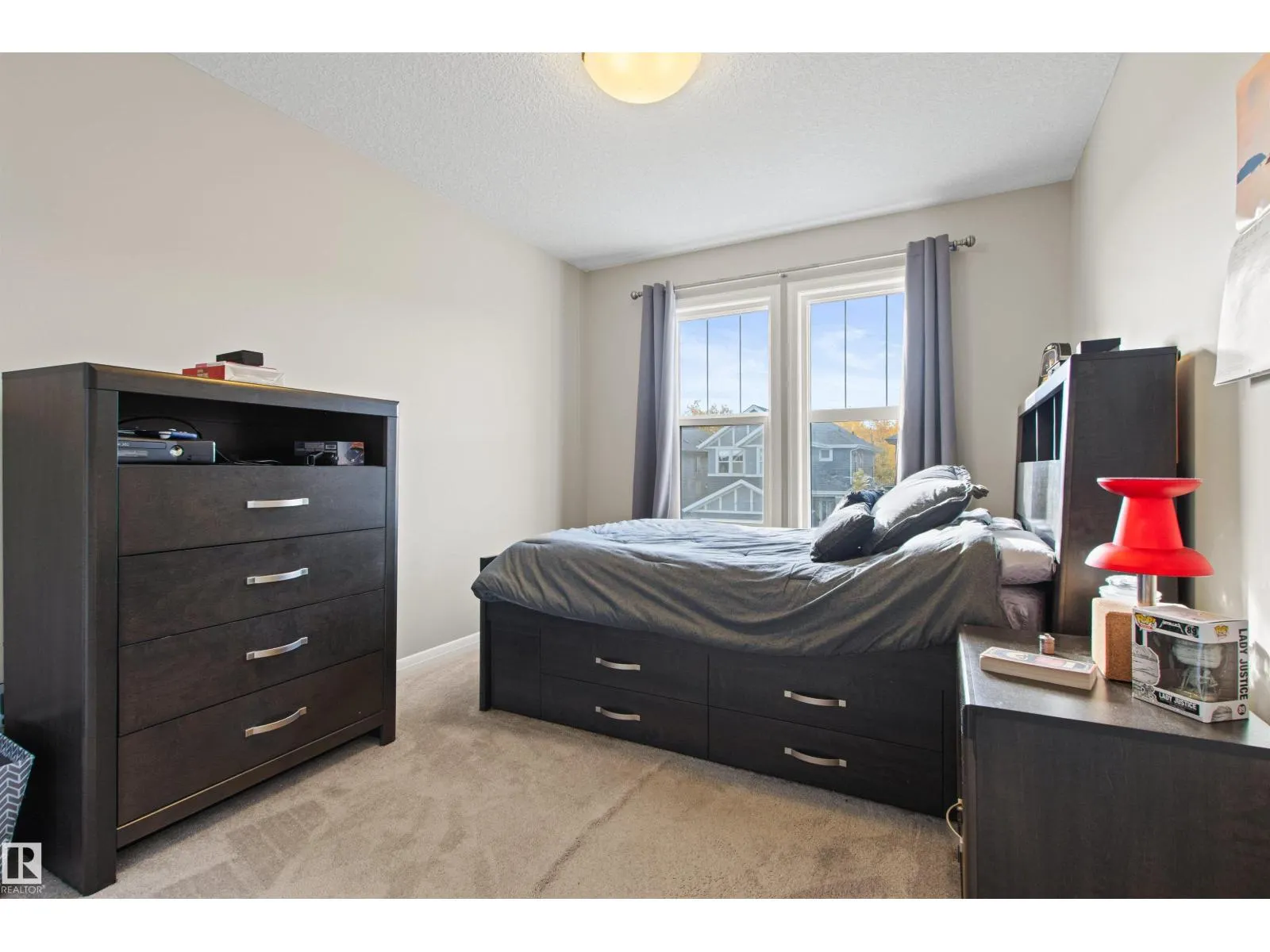 6124 175 AV NW