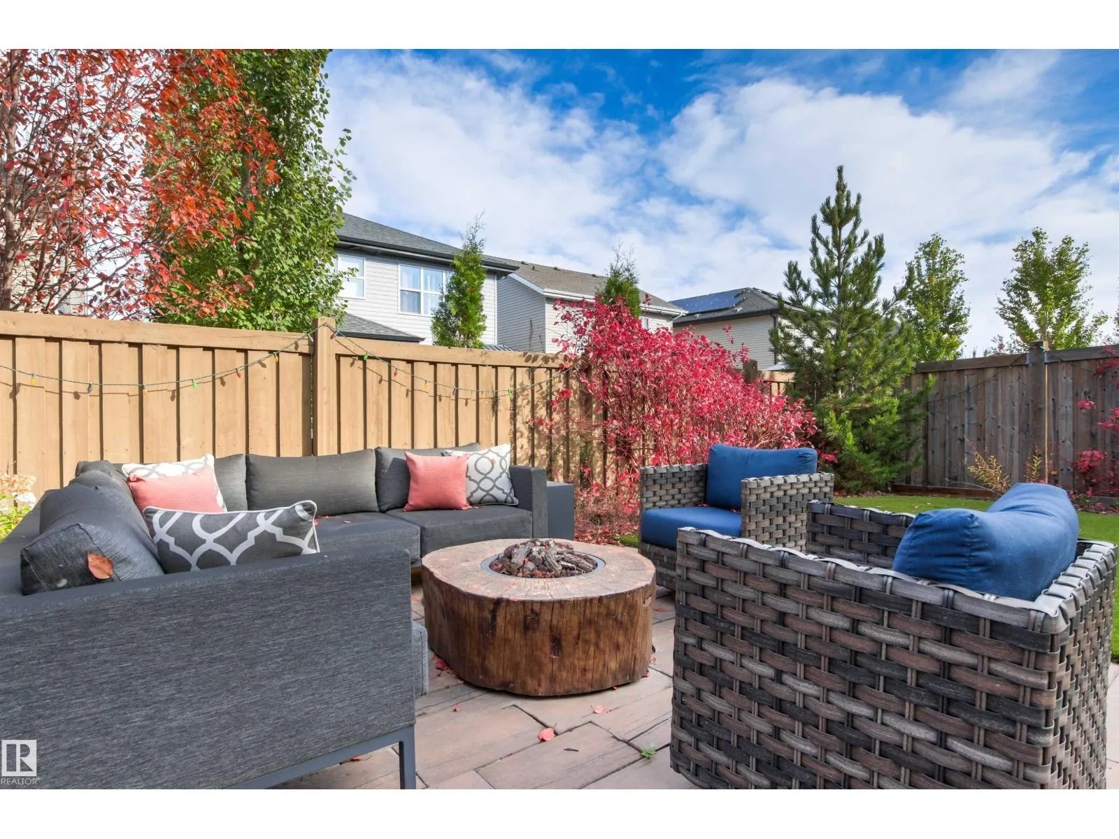 6124 175 AV NW