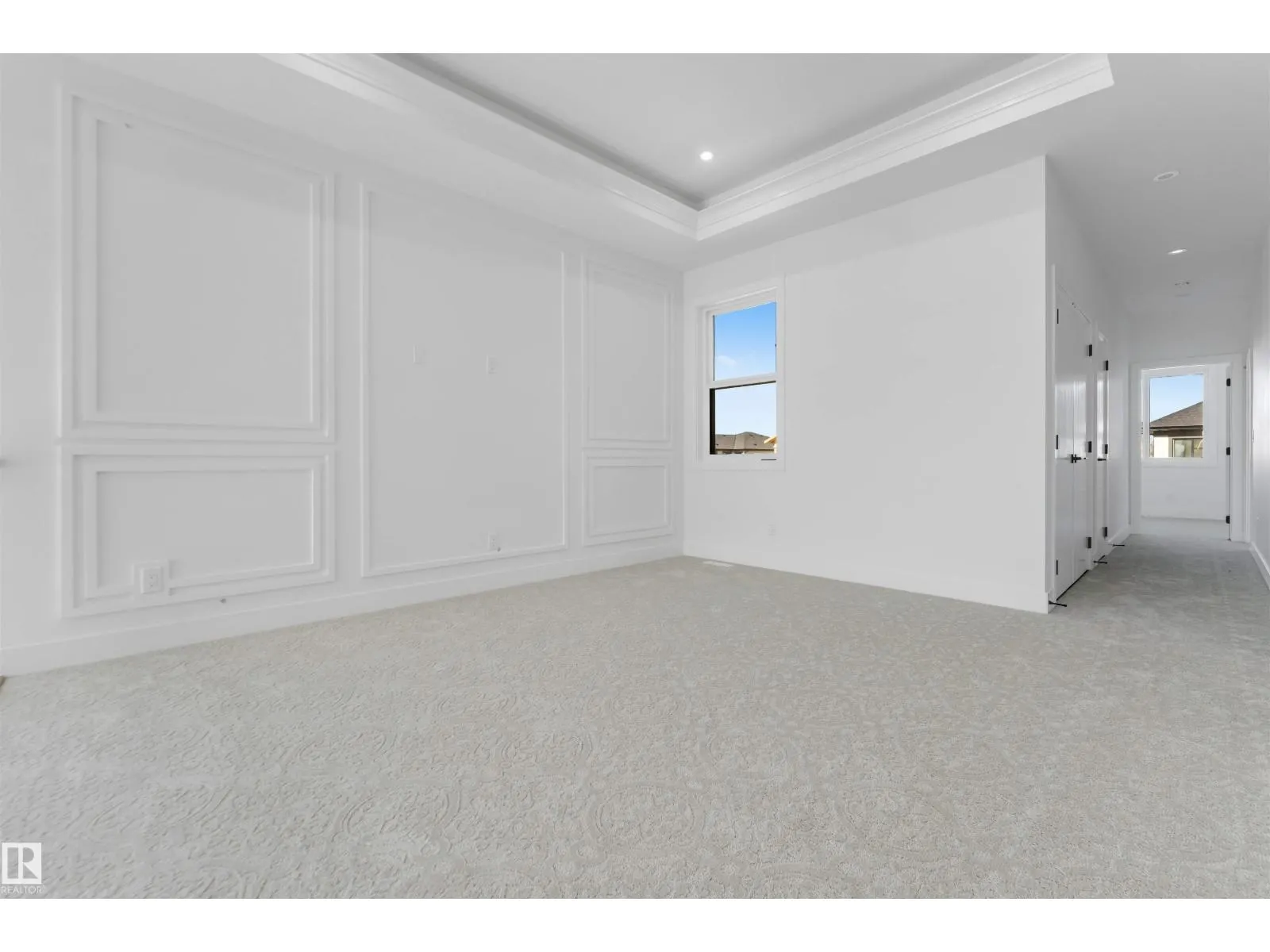 4707 17 AV SW SW
