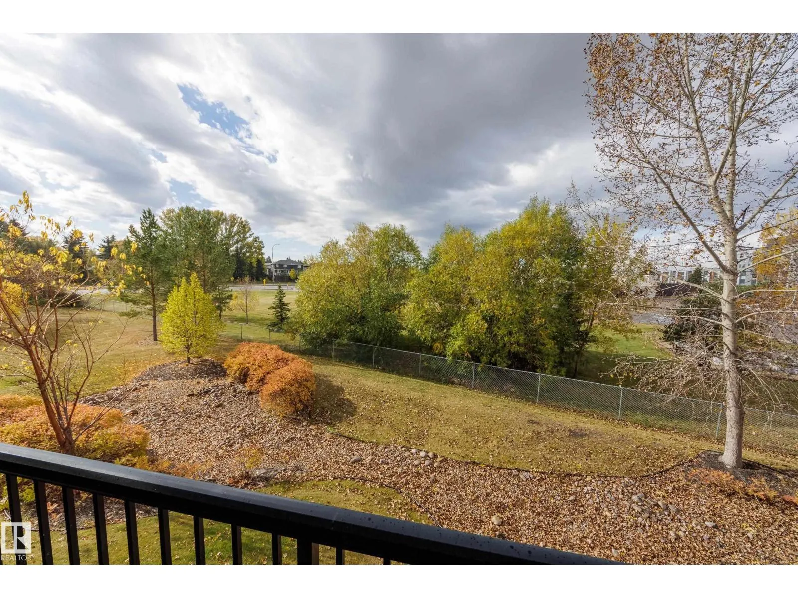 #210 271 CHARLOTTE WY