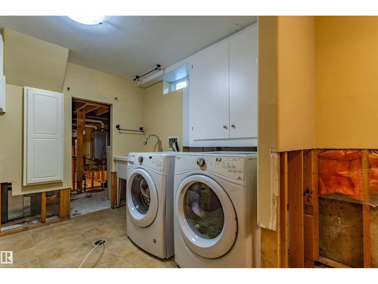 4107 122 ST NW