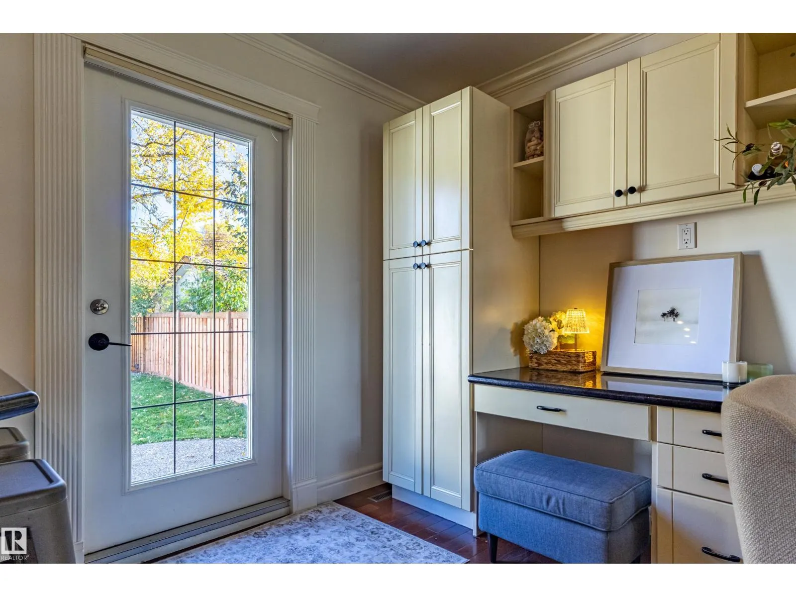 4107 122 ST NW