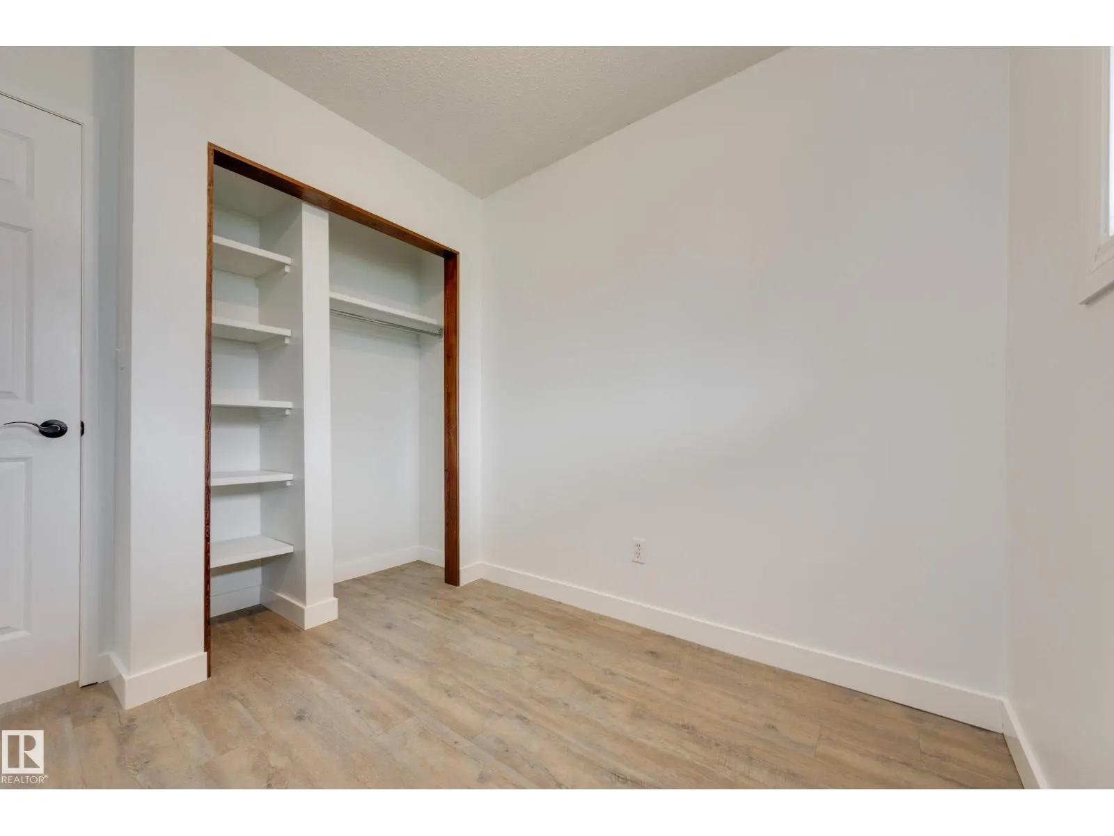 6451 180 ST NW