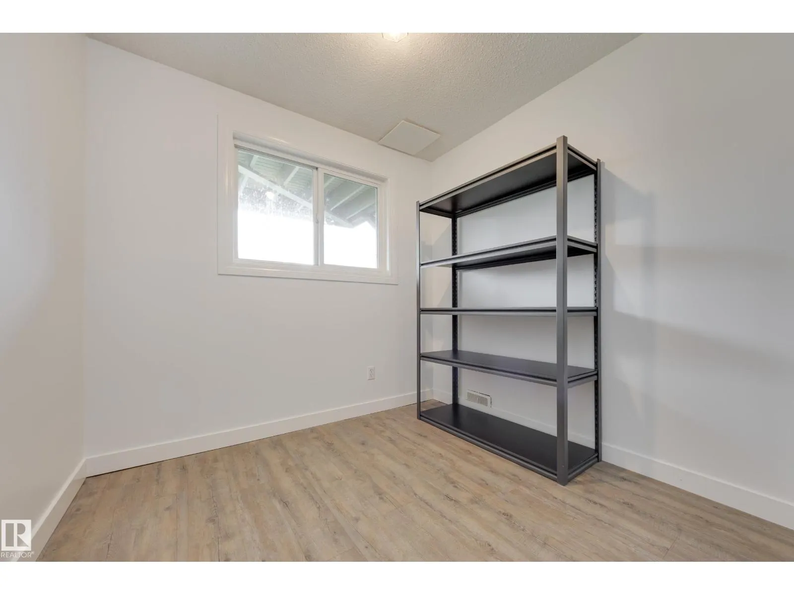 6451 180 ST NW