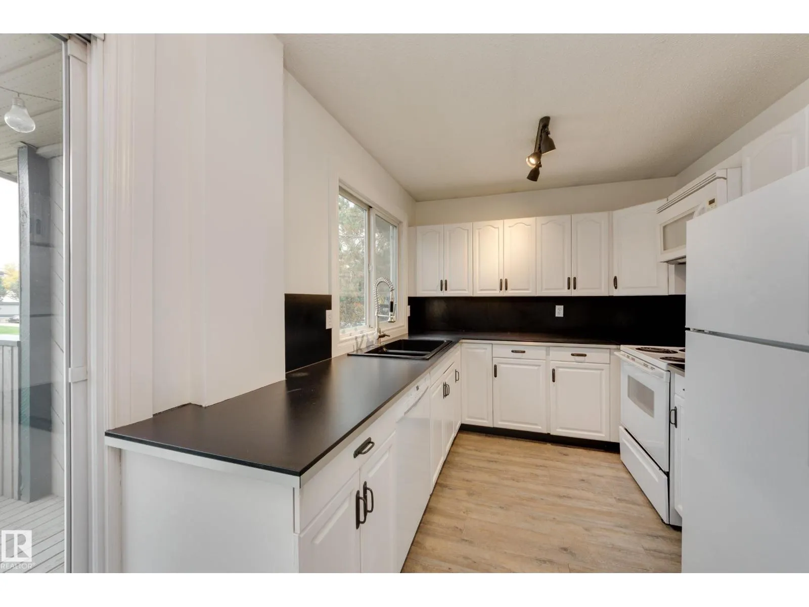 6451 180 ST NW