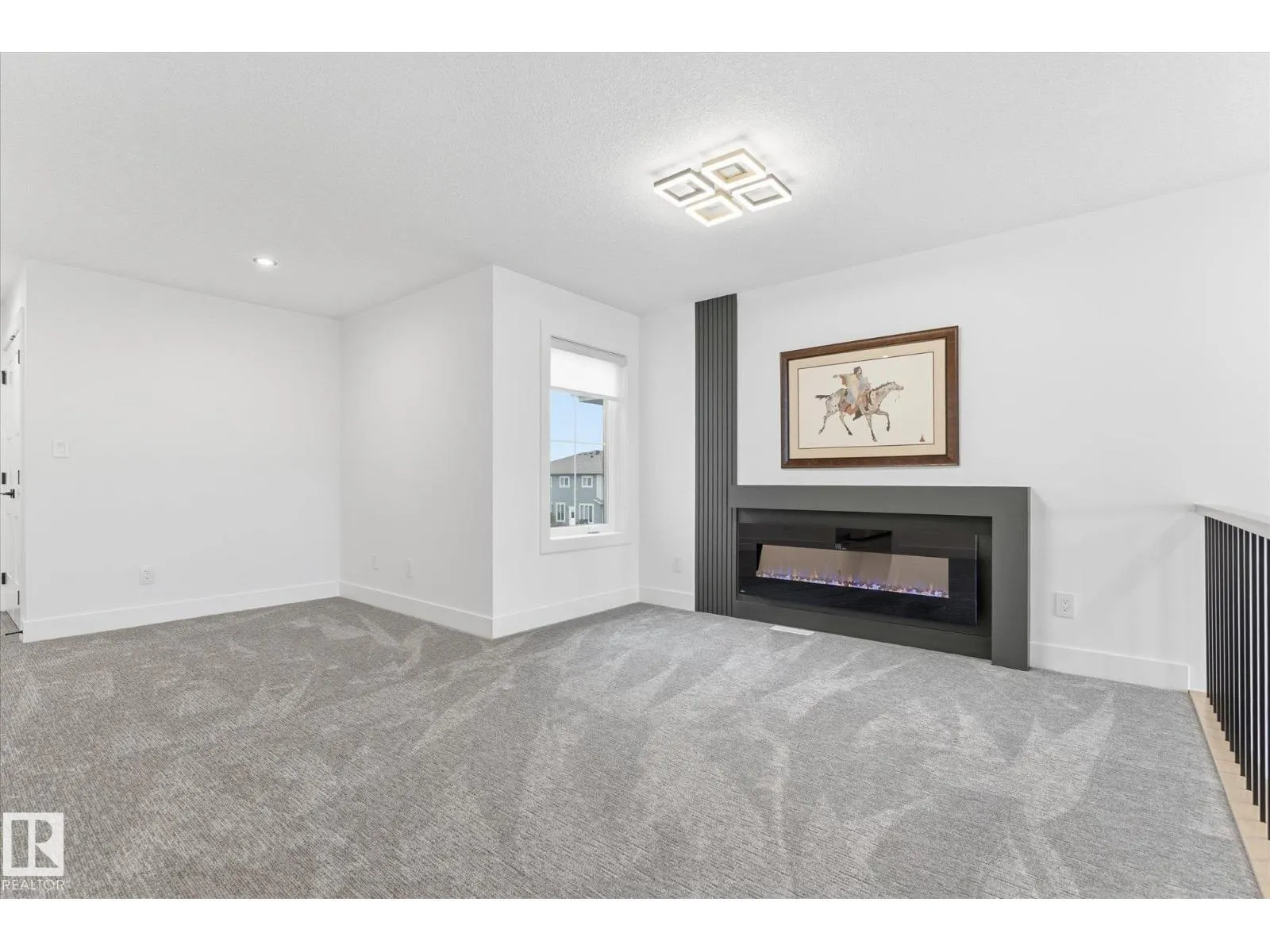 125 STARLING WY