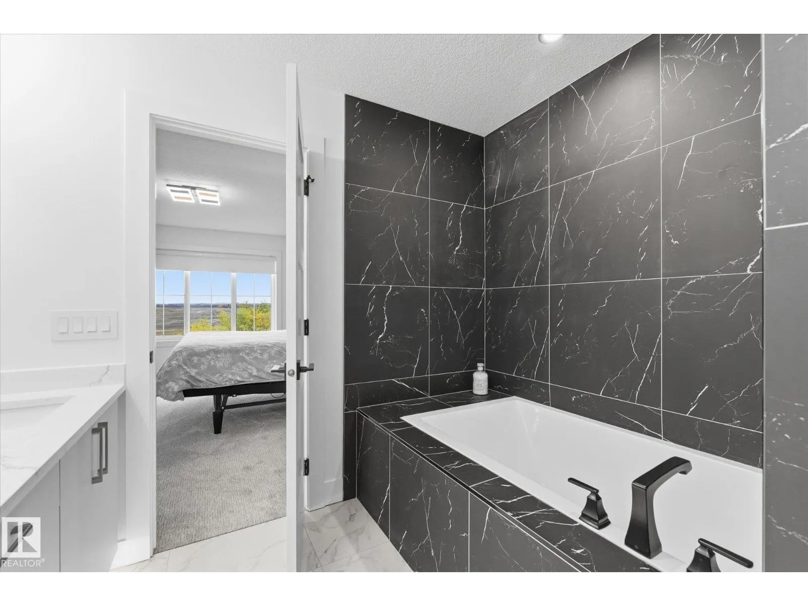 125 STARLING WY